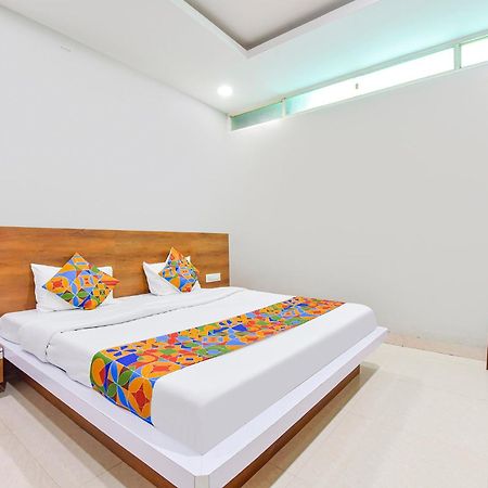 Fabhotel Raghumani Palace Ujjain Ngoại thất bức ảnh