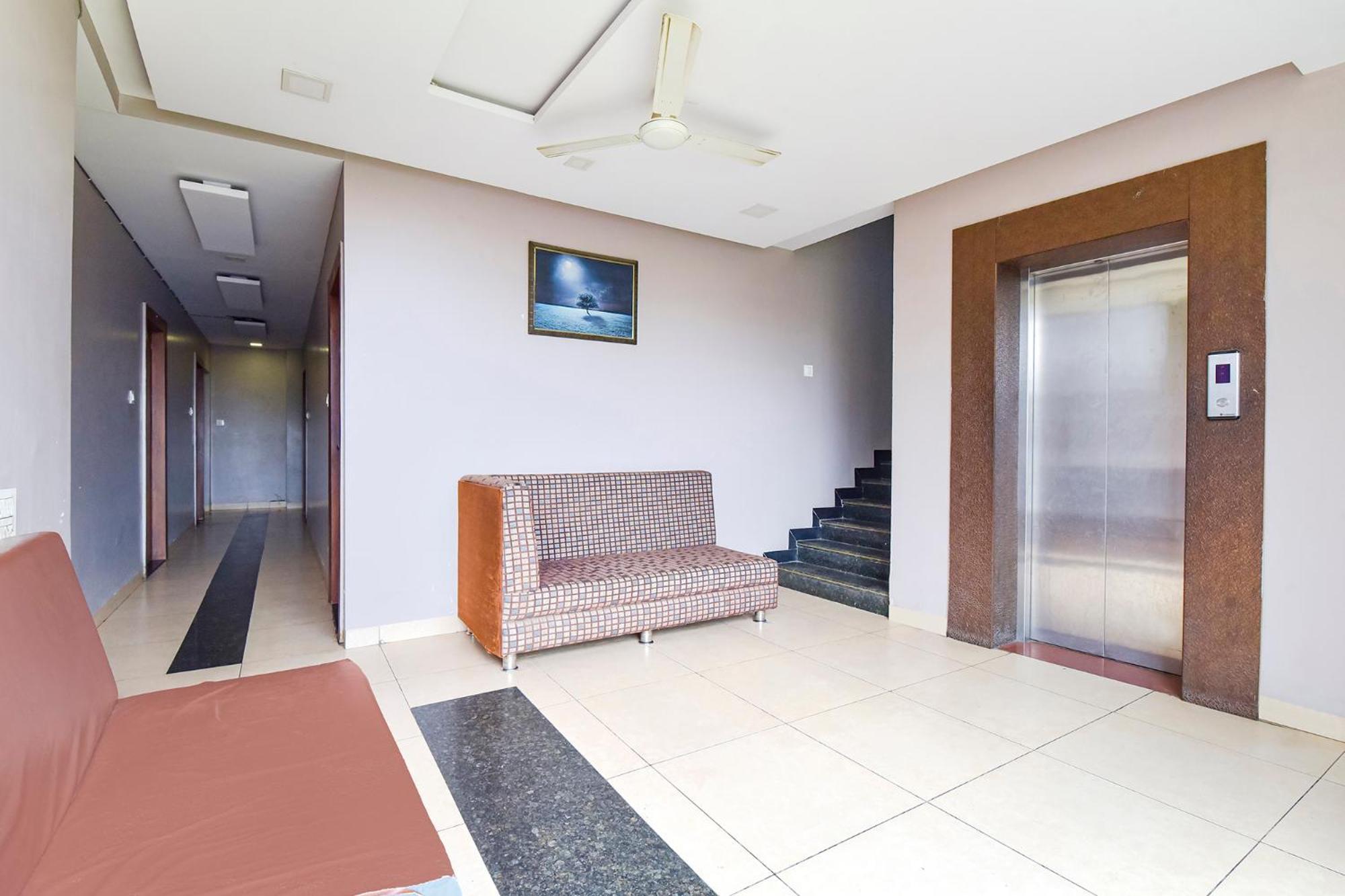 Fabhotel Raghumani Palace Ujjain Ngoại thất bức ảnh